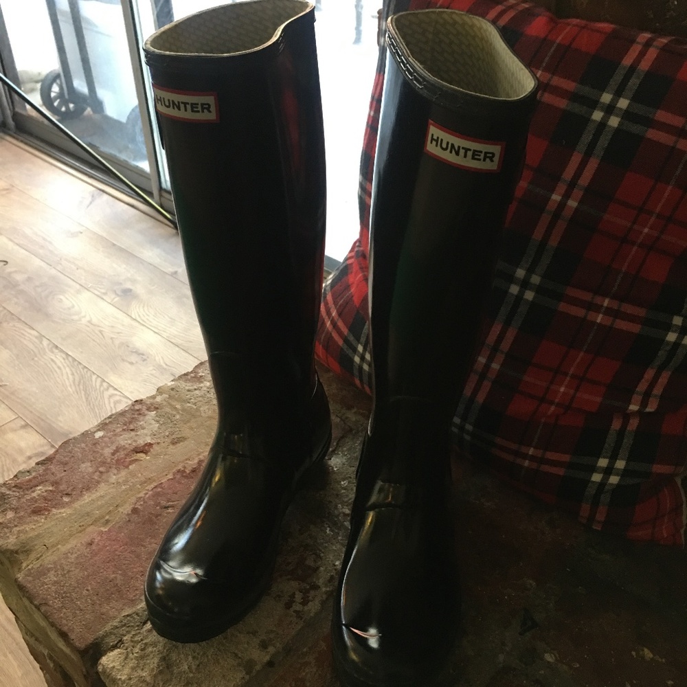 Hunter Black Tall Rain Boots